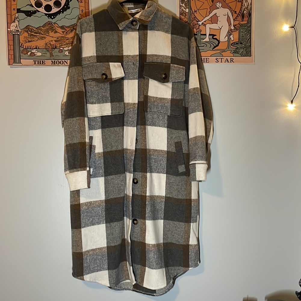 Staccato Shacket - Picture 2 of 11